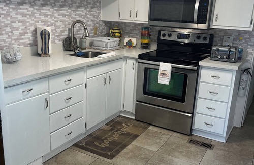 Nettles Island Cottage | Nettles Island - Beach Cottage