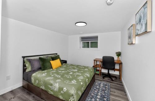 Highland Park House | New 2BR Home | Family Friendly | Near YYC Airport & Downtown - 4412 – DN