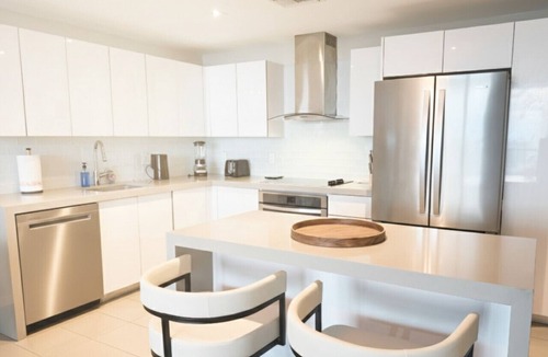 Town Square Condo | NEW | Angel`s View | Bright Miami Condo