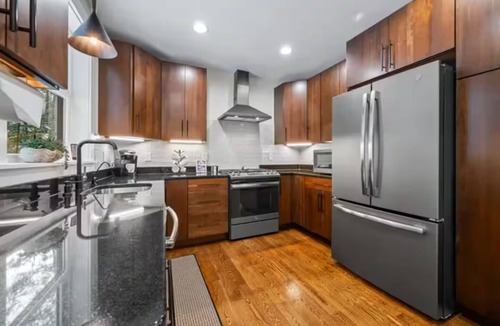 Bartlett House | New Bartlett home close to Attitash with Hot Tub