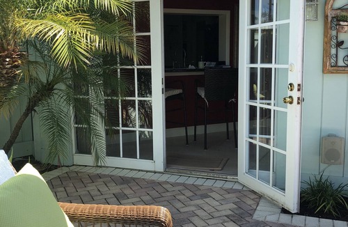 Bella Vista Villa | [NEW] Beautiful 3-bed, Prime Location! Steps to Beach, Pool, Park, Tennis, More