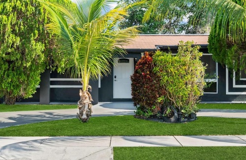 West Park House | New Casa Maui I 10Min To Beach I Pool I 18 Sleeps
