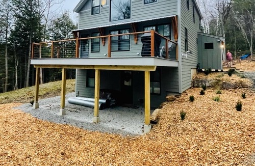 Campton Cabin | New Cozy Timber Frame Mountain Retreat- Waterville Estates