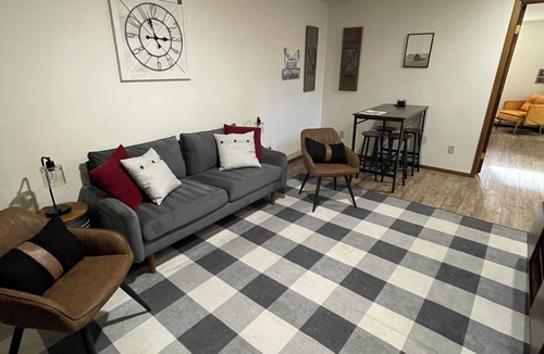 Piedmont House | New, pet and family friendly home! Centrally located in the Black Hills