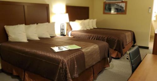 Newcastle Hotel | Newcastle Lodge & Convention Center