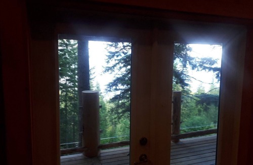 Anglemont House | Newer athentic Log home