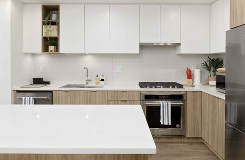 Coquitlam Condo | NEWLY BUILT 3 BD Condo with 2 full washrooms