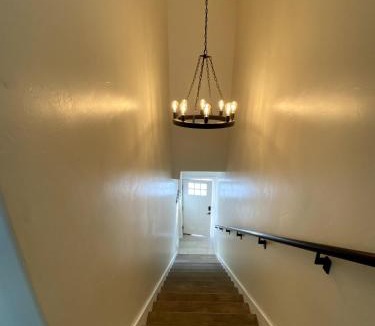 Evanston Apartment | Newly Built 3 Bed 2 Bath House