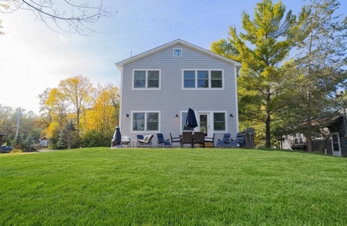 North Lake George House | Newly Built 4BR Lakefront: Rooftop Deck, Private Dock, 4 Kayaks, Island Raft