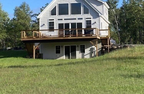 Danbury House | Newly built ragged mtn ski house