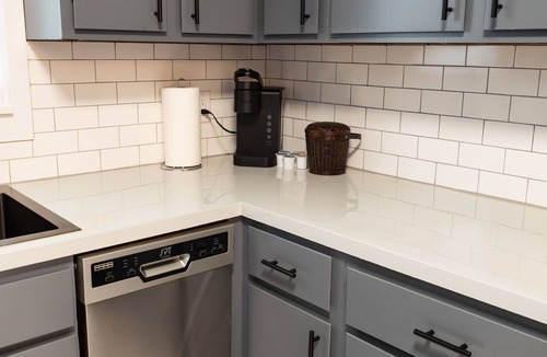 Highland Square House | Newly Remodeled Metro Parks Home