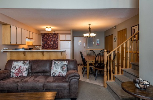 Silver Star Mountain House | Newly renovated townhouse - ski right to your door, Private hot tub, BBQ