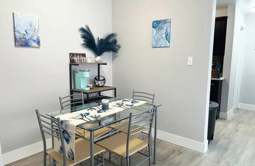 Garfield Heights Apartment | Newly Renovated - Beautiful 5 Star Apartment