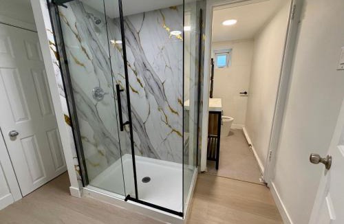 Renfrew-Collingwood House | Newly Renovated house in the heart of Vancouver