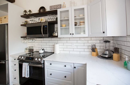 Gull Lake Cottage | Newly Renovated, Rustic/Modern Cabin! Five Min. Walk From The Beach