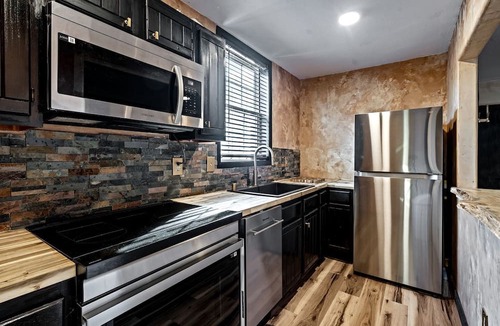 Taos House | Newly Renovated Vacation Rental with Private Patio Near Glamping & RV Park in Taos, New Mexico