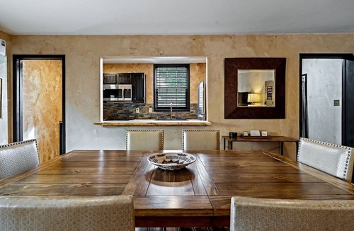 Taos House | Newly Renovated Vacation Rental with Private Patio Near Glamping & RV Park in Taos, New Mexico