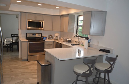 Stuart House | Nice home base for short-term workers, during home renovations, or for a FL move