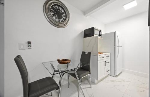 Carol City Apartment | Nice,Stylish King Bed Studio