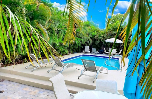 Palm Beach Gardens House | NiceOasis! PRIVATE Suite, Heated Pool 5min to Beach, Stadium, PGA