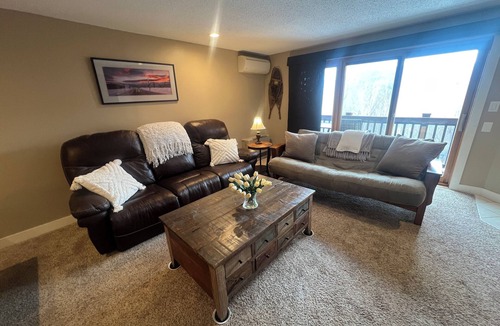 Jackson House | Nordic Village Condo Sleeps 4!