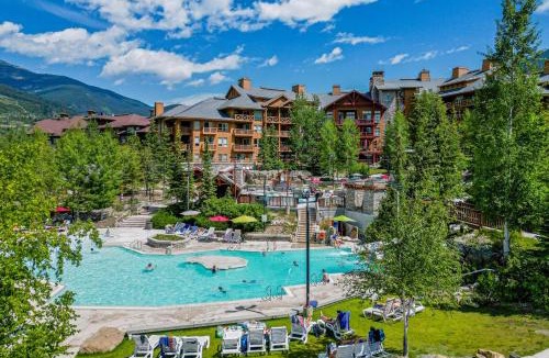 East Kootenay Apartment | Nordix Townhomes Pet-Friendly by StayIn