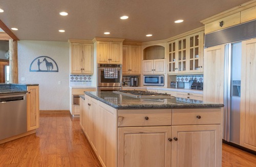Daniel House | North Western WY Horse Ranch 5 Miles from WY Mountain Range