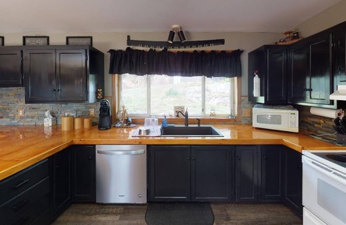 Rockwood House | Northern Nights Retreat (Direct ATV Access!)
