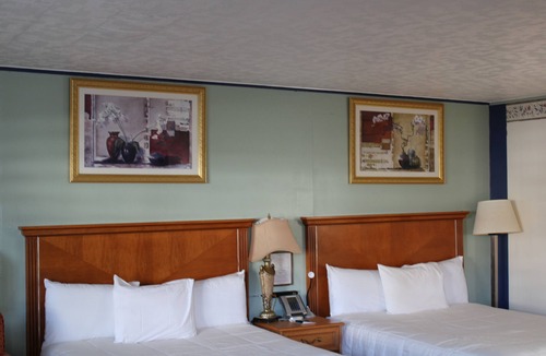 Williamstown Hotel | Northside Motel