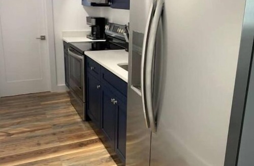 Jog Road Apartment | Oasis in Ocean Ridge, Near Beach