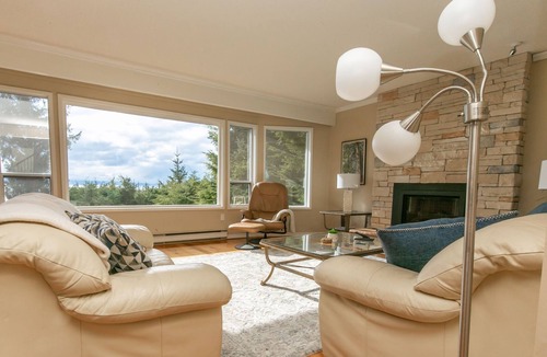Juan de Fuca Electoral Area House | Ocean Front Home w/Breathtaking Views & Hot Tub