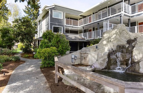 Regional District of Nanaimo Apartment | Ocean View Hideaway Suite B