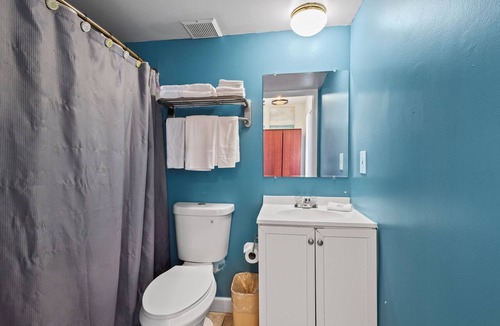 Fort Pierce Hotel | Ocean View Hotel Room with Balcony- King Bed #25