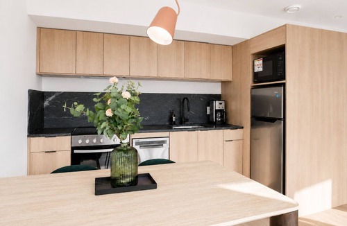 West Point Grey House | Ocean-View Retreat Near Beach, UBC & Downtown