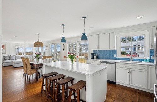 Kennebunk House | Ocean Views! Walk to Beaches! 4BR Vacation Retreat
