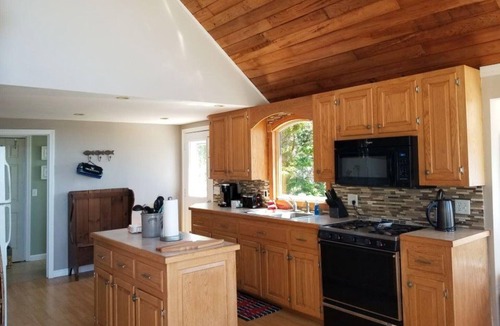 South Addison Cottage | Oceanfront Cottage Perfect for Summer Coastal Adventures