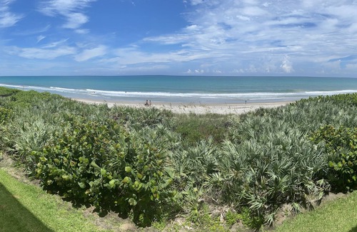 Melbourne Beach Condo | Oceanfront - Directly On the Ocean Luxury 3BR Condo Sleeps 6 to 8 - with a pool