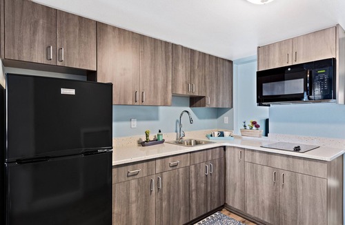 Melbourne Beach House | Oceanfront Luxury Townhome # 2 Private Beach & Pool Access Sleeps 8