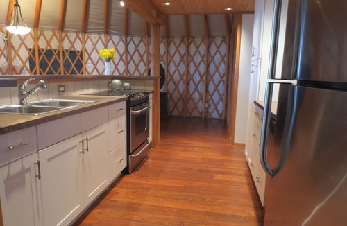 Black Creek Cottage | Oceanfront Yurt Vancouver Island