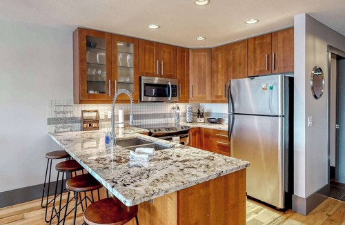 Big White Ski Resort Condo | Okanagan - Raven 104