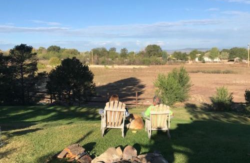 Taos Bed & Breakfast | Old Taos Guesthouse B&B