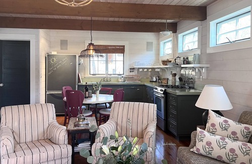 Basalt Cottage | Old Town Basalt Guest House