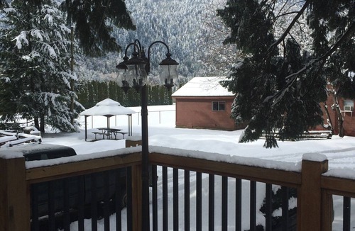 North Bend Cabin | Old Towne Inne