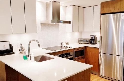 Southeast False Creek Apartment | Olympic Village Living By Citiwest Residences