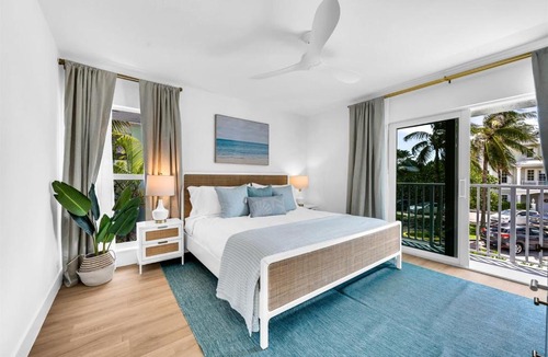 Juno Beach Apartment | ON The Beach Juno! 3-Top Rated Villa!