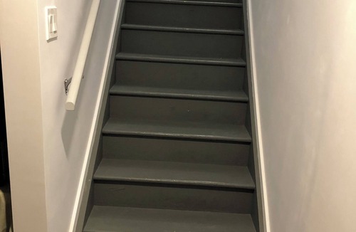 Regina House | One Bedroom Basement For Stay