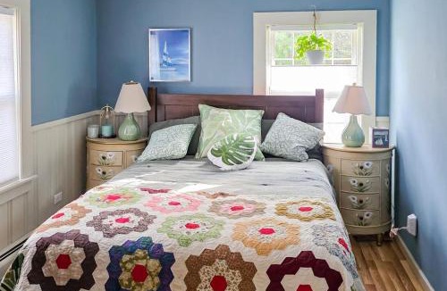 Gouldsboro House | Open layout Maine cottage with washer/dryer & grill - dog-friendly
