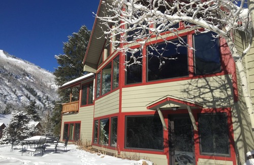 Carbondale House | Overlook the Crystal River with amazing views of the Elk Mountains!