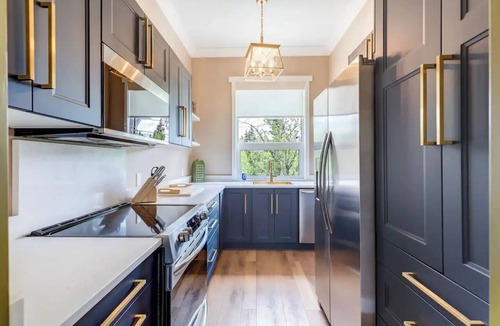 Whitehorse House | Paddy's Pond Place