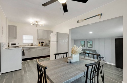 West Palm Beach Cottage | Palm Beach Bungalow Getaway